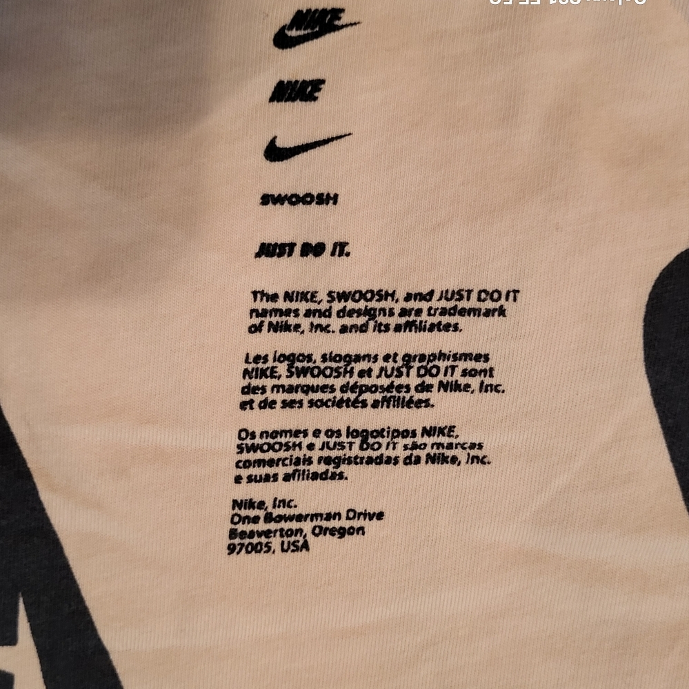 2-PIECE BUNDLE NIKE "THE NIKE TEE" SHORT SLEEVE BOY'S T-SHIRTS - Picture 8 of 8